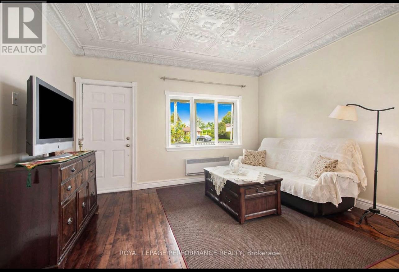 731 St Isidore Street, Casselman, Ontario K0A 1M0 - Photo 6 - X12991486