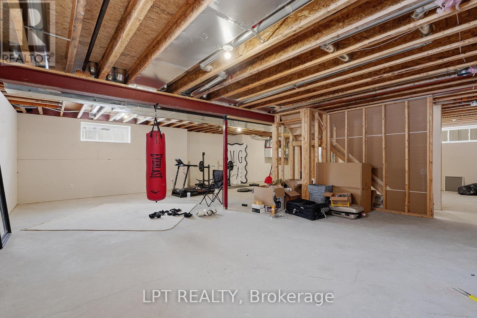 301 Moonlight Drive, Russell, Ontario  K4R 0L1 - Photo 29 - X12991502