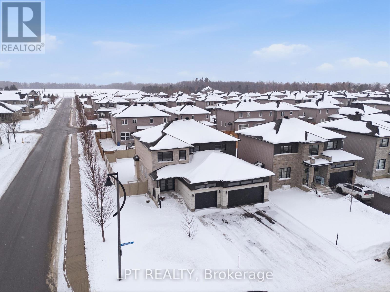 301 Moonlight Drive, Russell, Ontario  K4R 0L1 - Photo 33 - X12991502