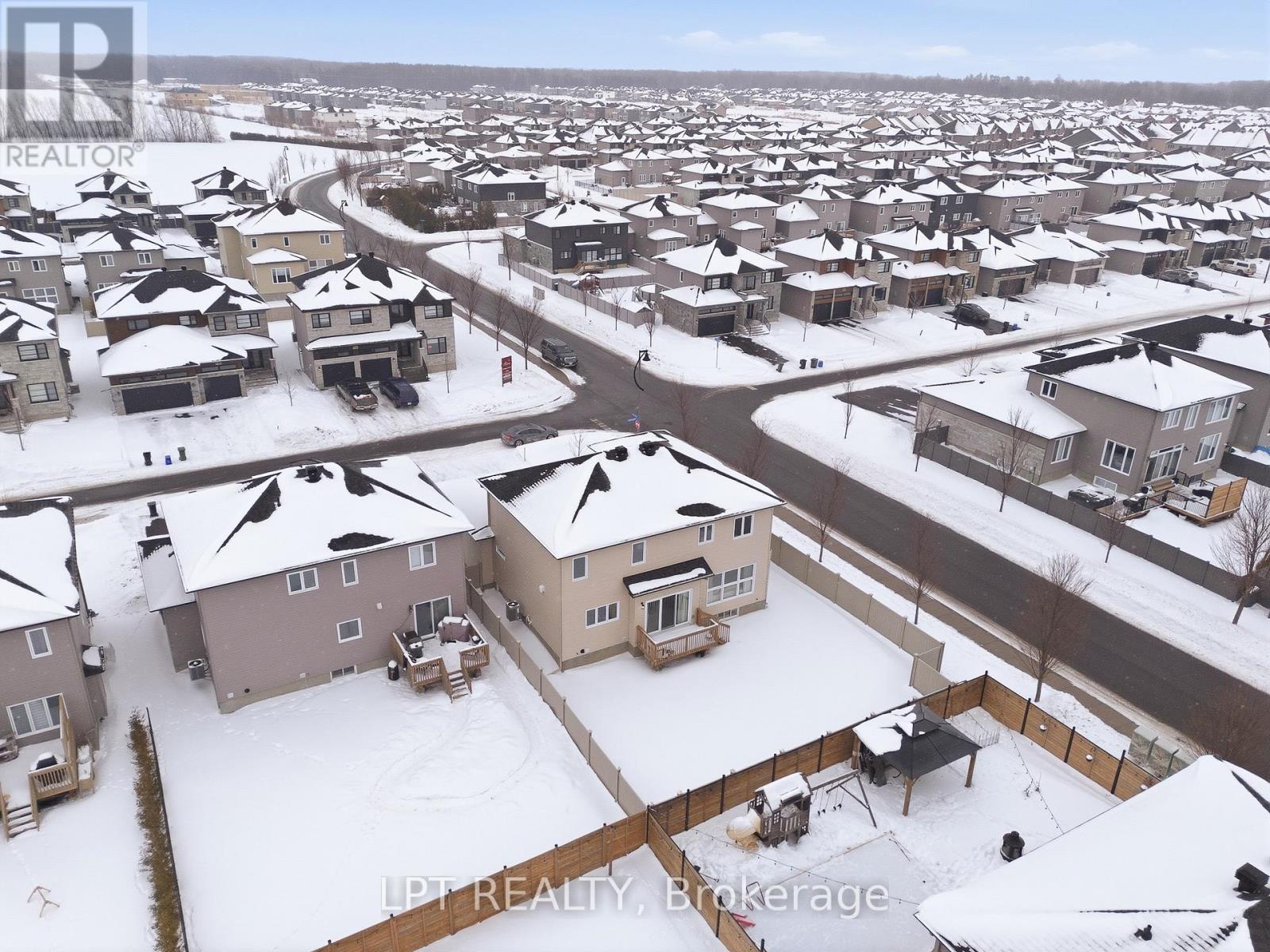 301 Moonlight Drive, Russell, Ontario  K4R 0L1 - Photo 39 - X12991502