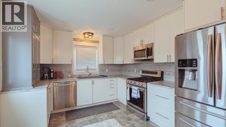 535 16 Street, Fort Macleod, Alberta  T0L 0Z0 - Photo 2 - A2293782