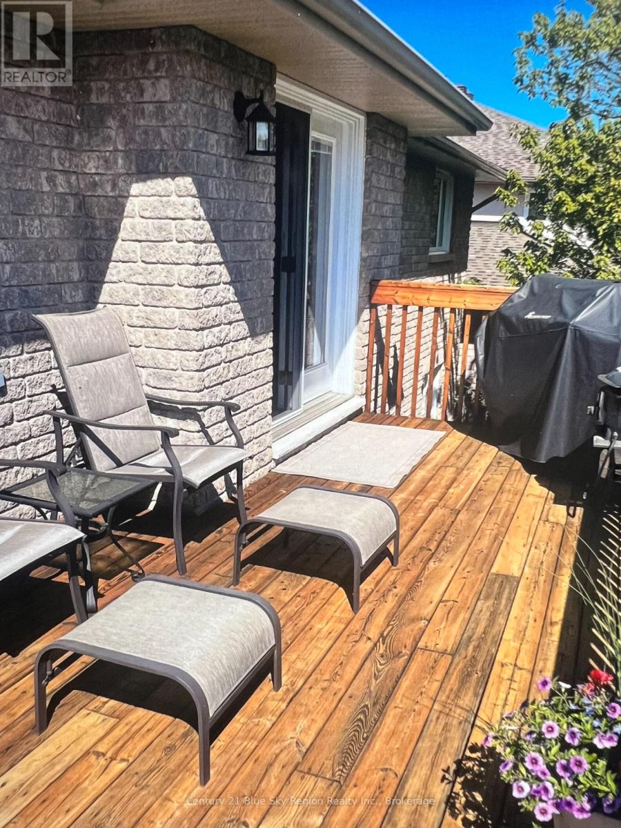 31 Vermont Crescent, North Bay, Ontario  P1C 1L5 - Photo 13 - X12990710