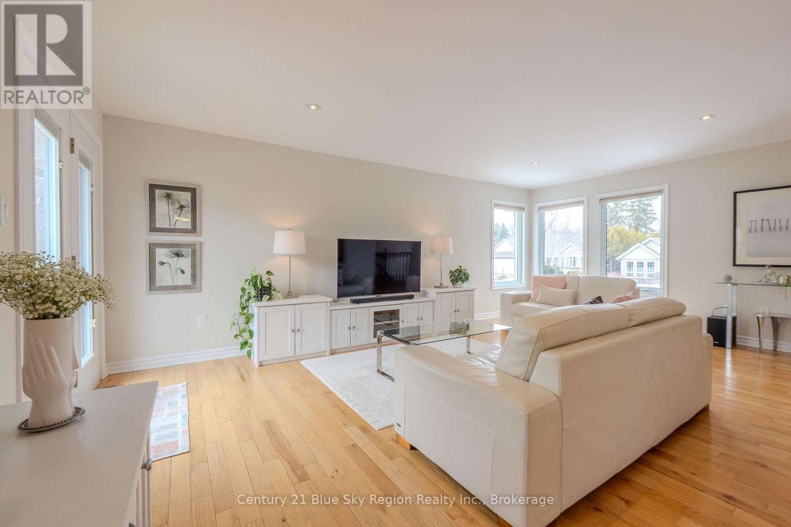 31 Vermont Crescent, North Bay, Ontario  P1C 1L5 - Photo 30 - X12990710