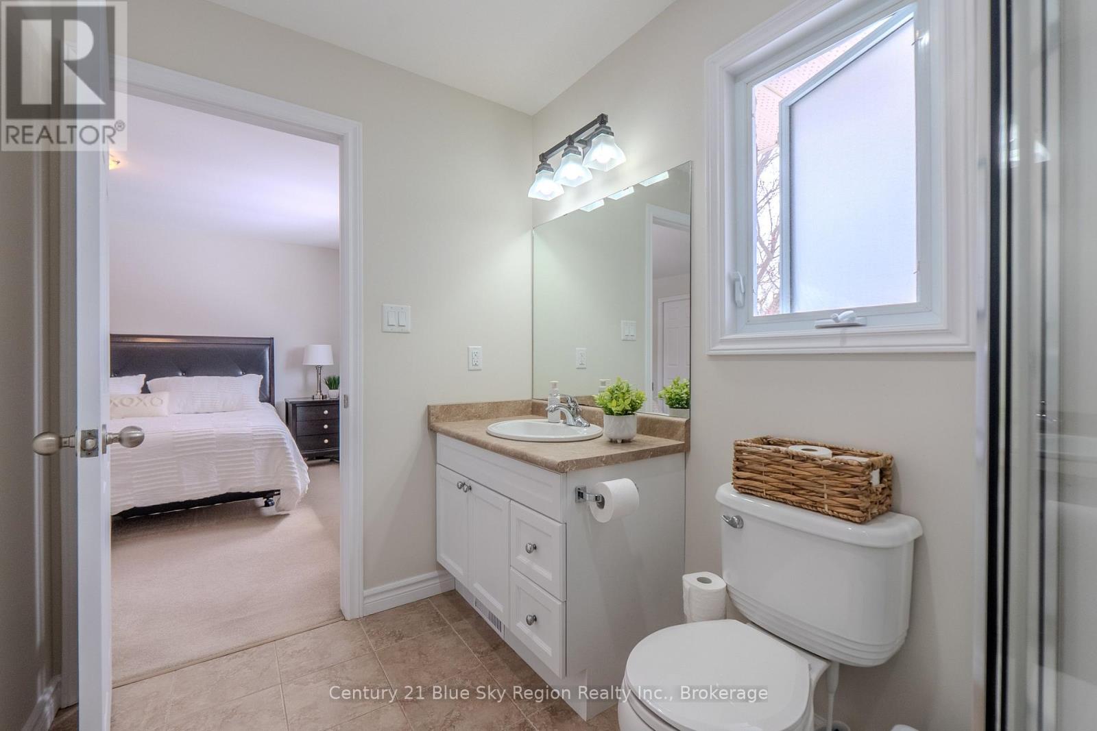 31 Vermont Crescent, North Bay, Ontario  P1C 1L5 - Photo 34 - X12990710