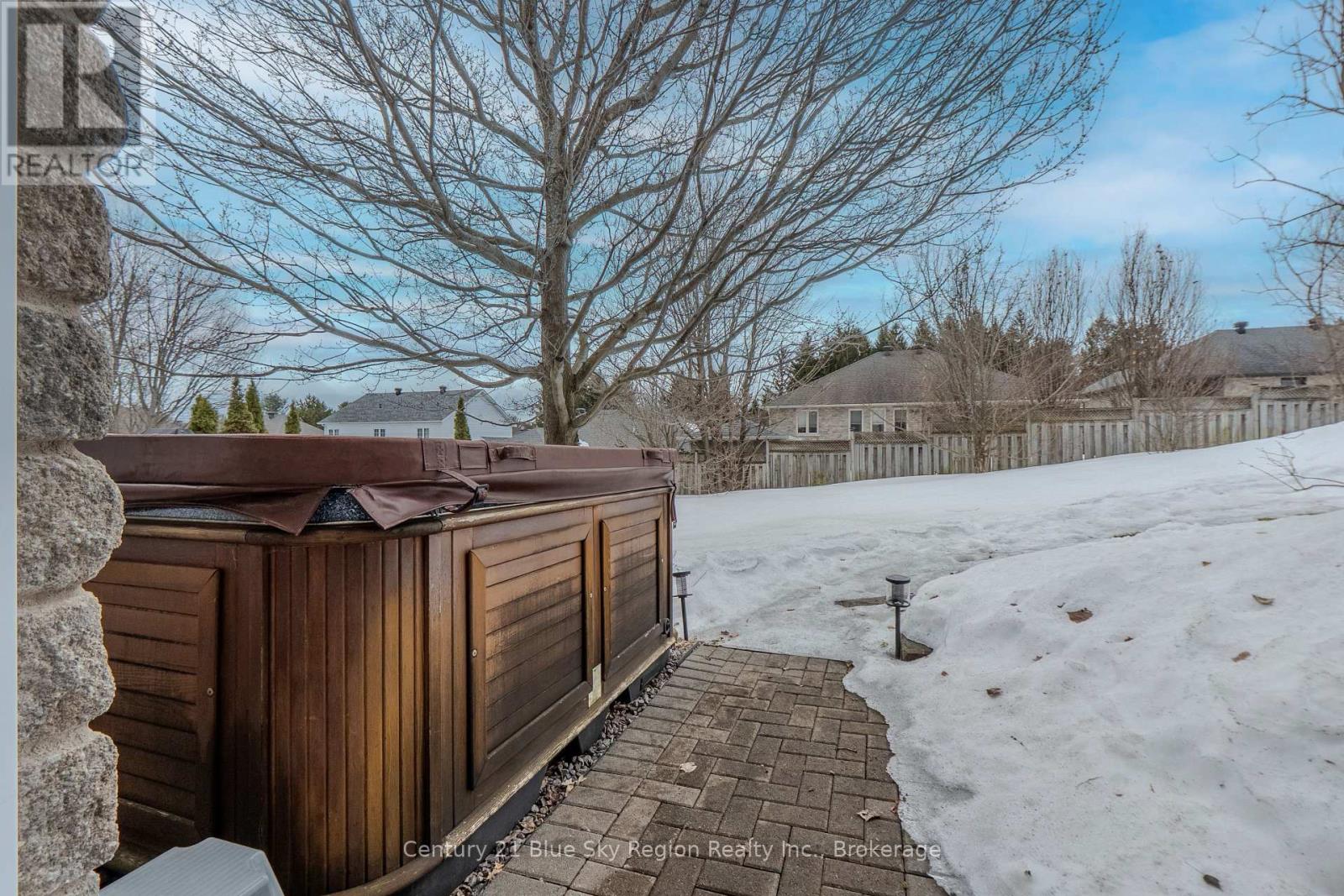 31 Vermont Crescent, North Bay, Ontario  P1C 1L5 - Photo 49 - X12990710