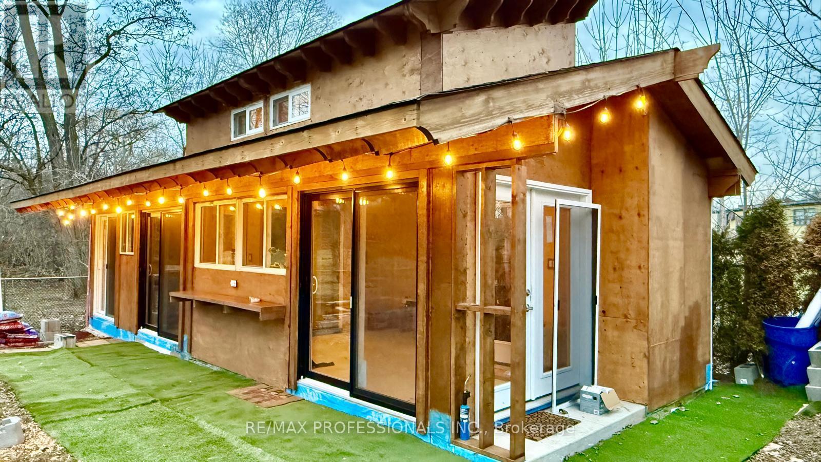 58 Rutledge Road, Mississauga, Ontario  L5M 1H4 - Photo 36 - W12932064