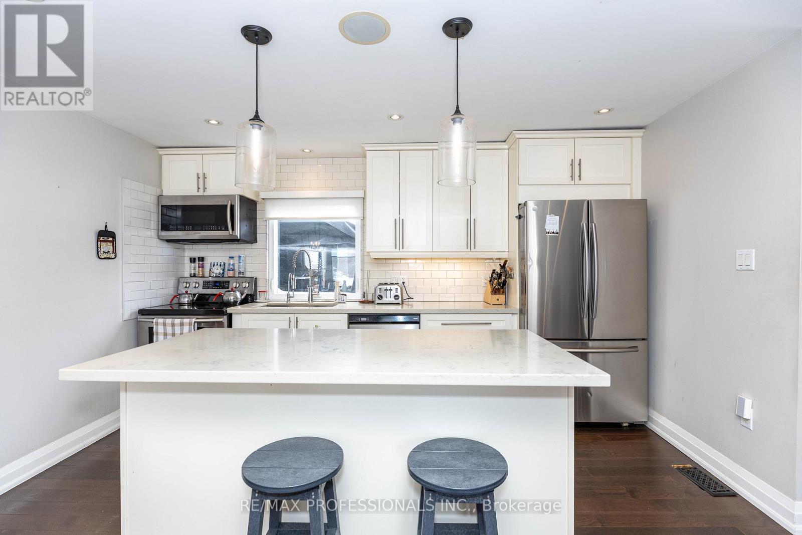 58 Rutledge Road, Mississauga, Ontario  L5M 1H4 - Photo 9 - W12932064