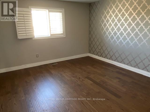 52 Wessex Drive, Whitby, Ontario  L1M 2C3 - Photo 9 - E12798380