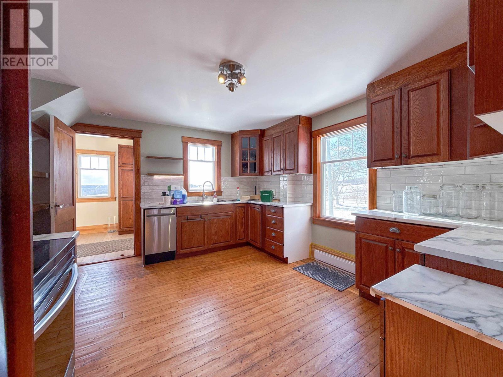 662 & 664 Long River Road, Long River, Prince Edward Island  C0B 1M0 - Photo 4 - 202607214