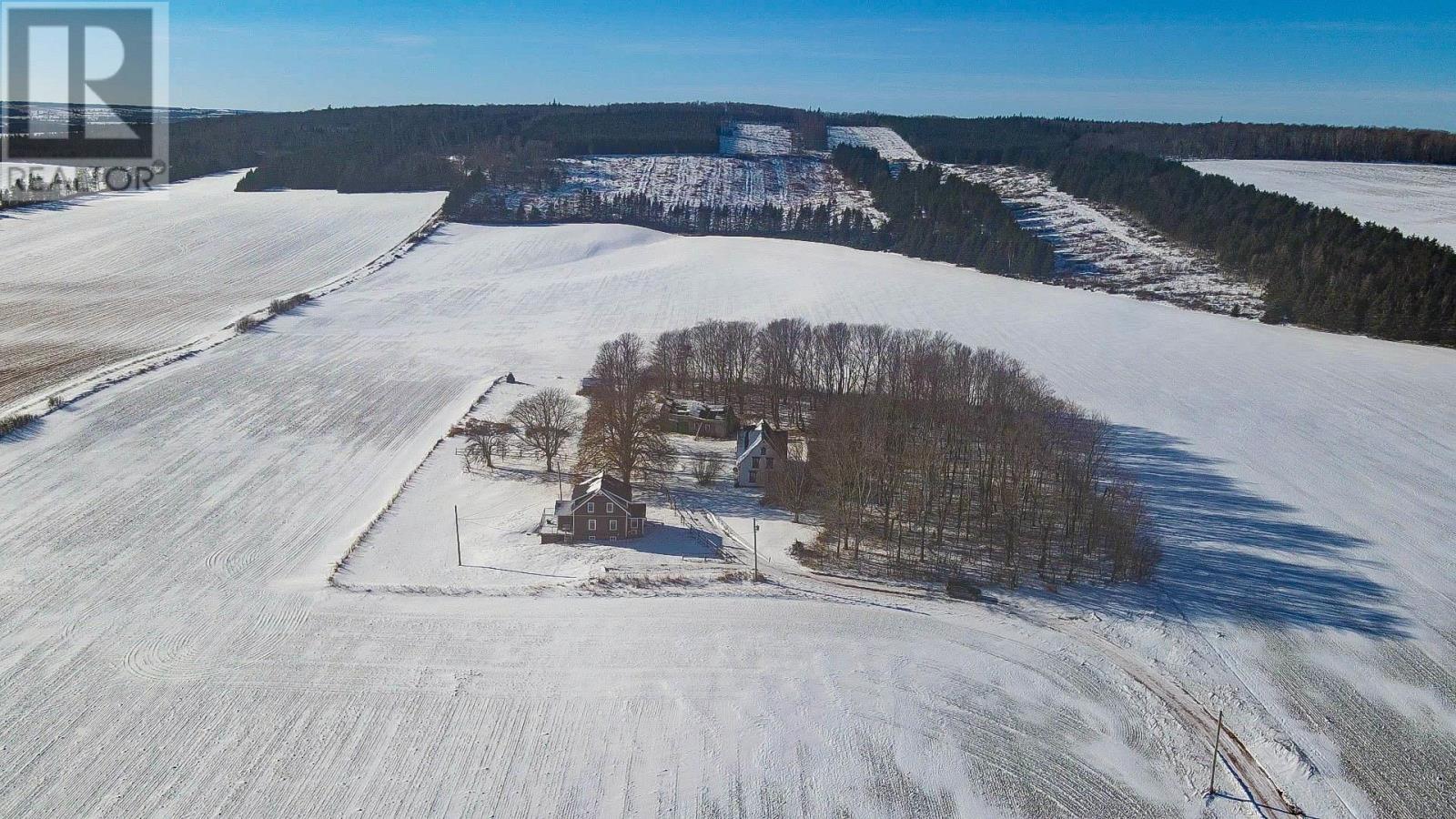 662 & 664 Long River Road, Long River, Prince Edward Island  C0B 1M0 - Photo 46 - 202607214