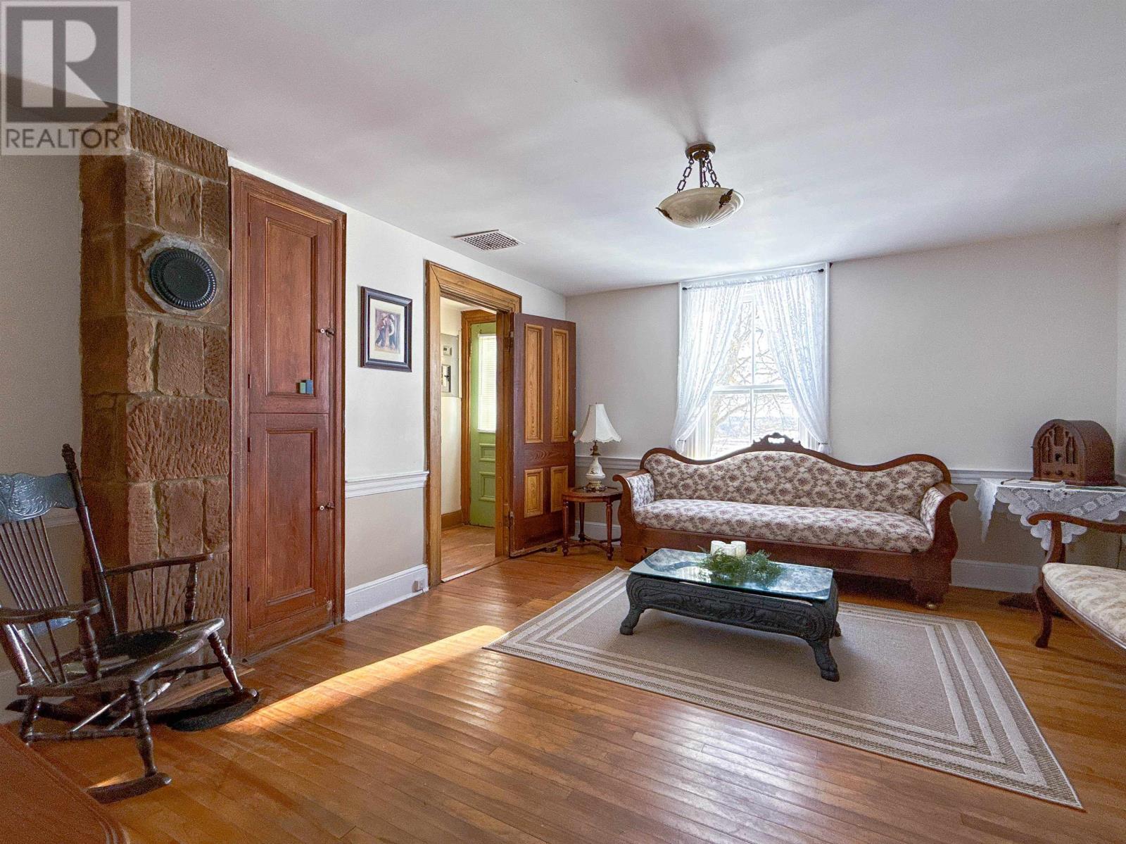 662 & 664 Long River Road, Long River, Prince Edward Island  C0B 1M0 - Photo 9 - 202607214