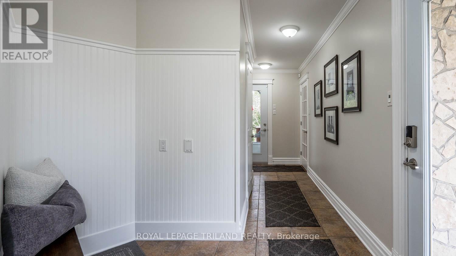 2416 Sunningdale Road W, Middlesex Centre, Ontario  N6H 5L2 - Photo 20 - X12991416