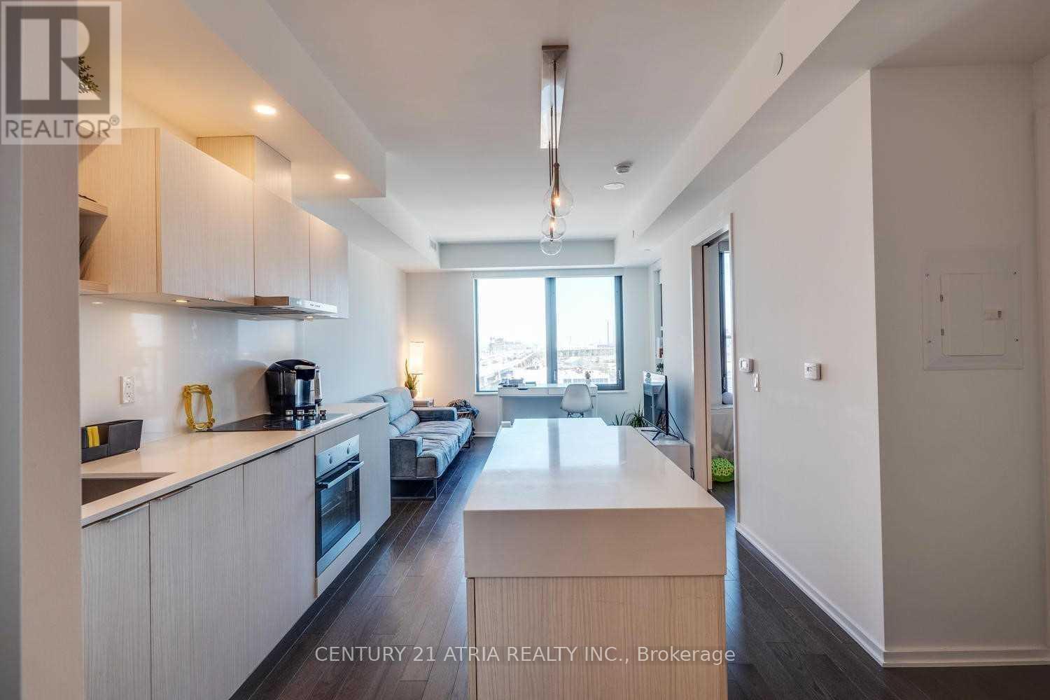 607 - 12 Bonnycastle Street, Toronto, Ontario  M5A 3T7 - Photo 3 - C12991228