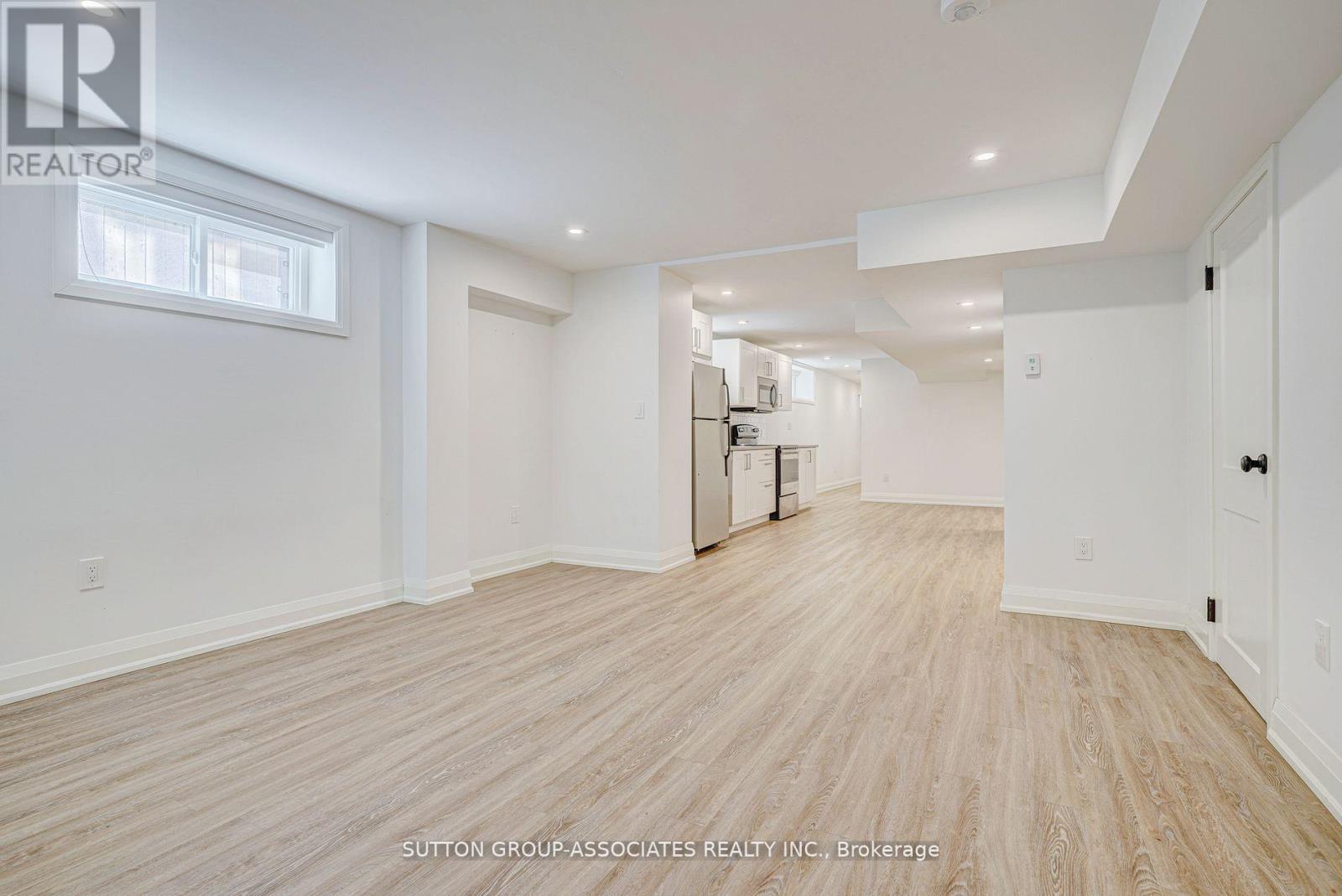 Lower - 233 Albany Avenue, Toronto, Ontario  M5R 3C7 - Photo 12 - C12991246