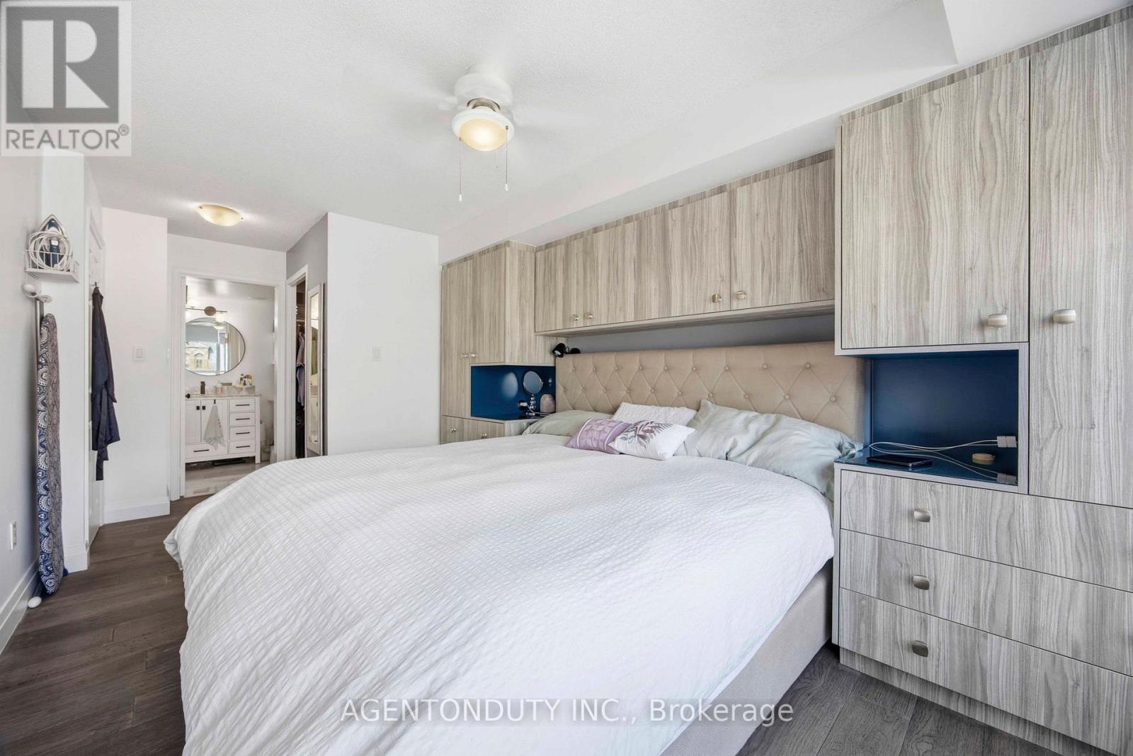 516 - 109 Front Street E, Toronto, Ontario  M5A 4P7 - Photo 17 - C12991274