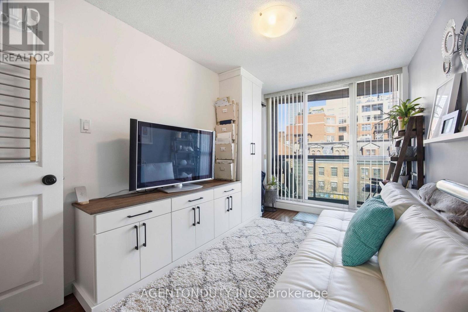 516 - 109 Front Street E, Toronto, Ontario  M5A 4P7 - Photo 24 - C12991274