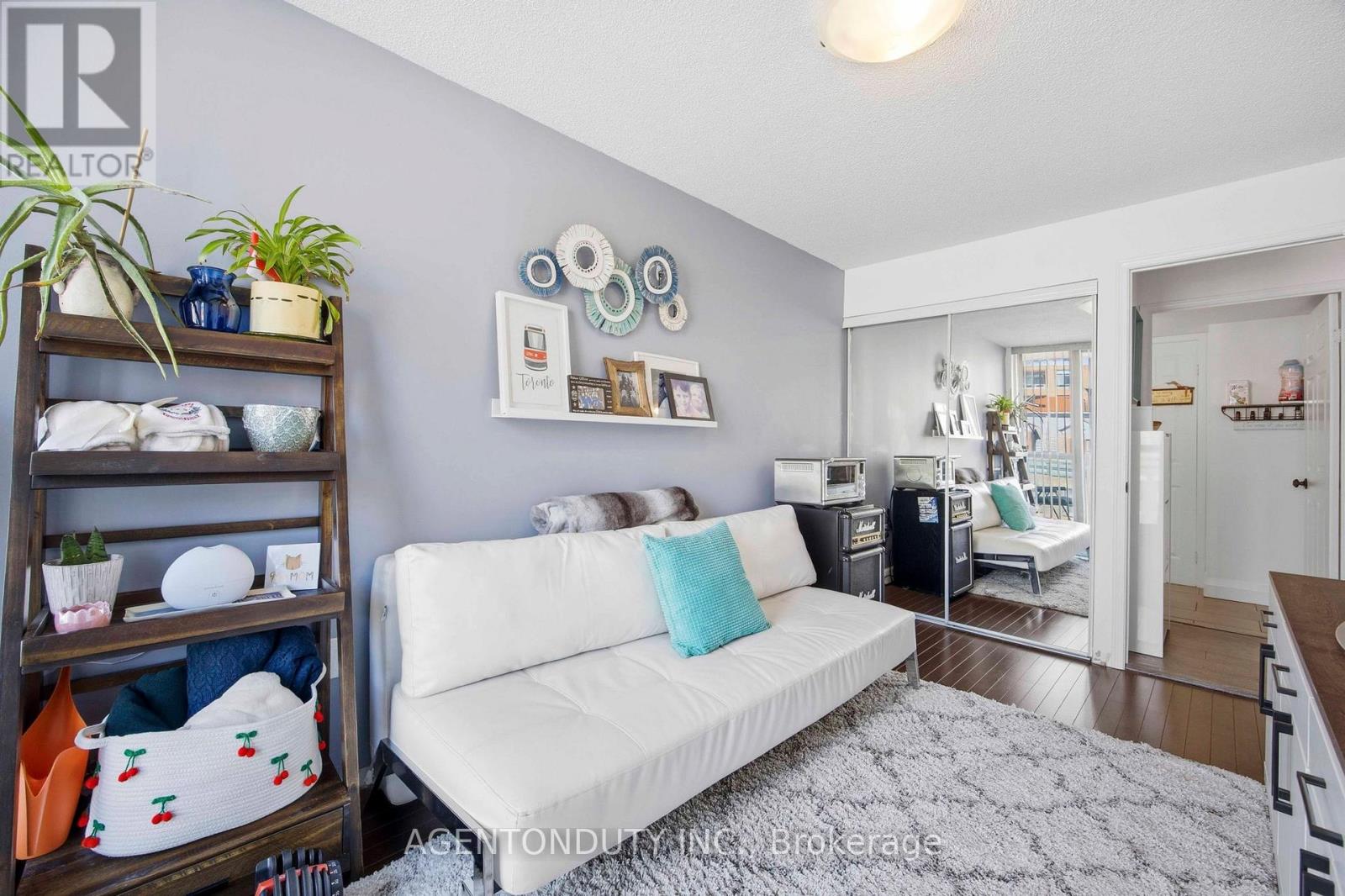 516 - 109 Front Street E, Toronto, Ontario  M5A 4P7 - Photo 25 - C12991274