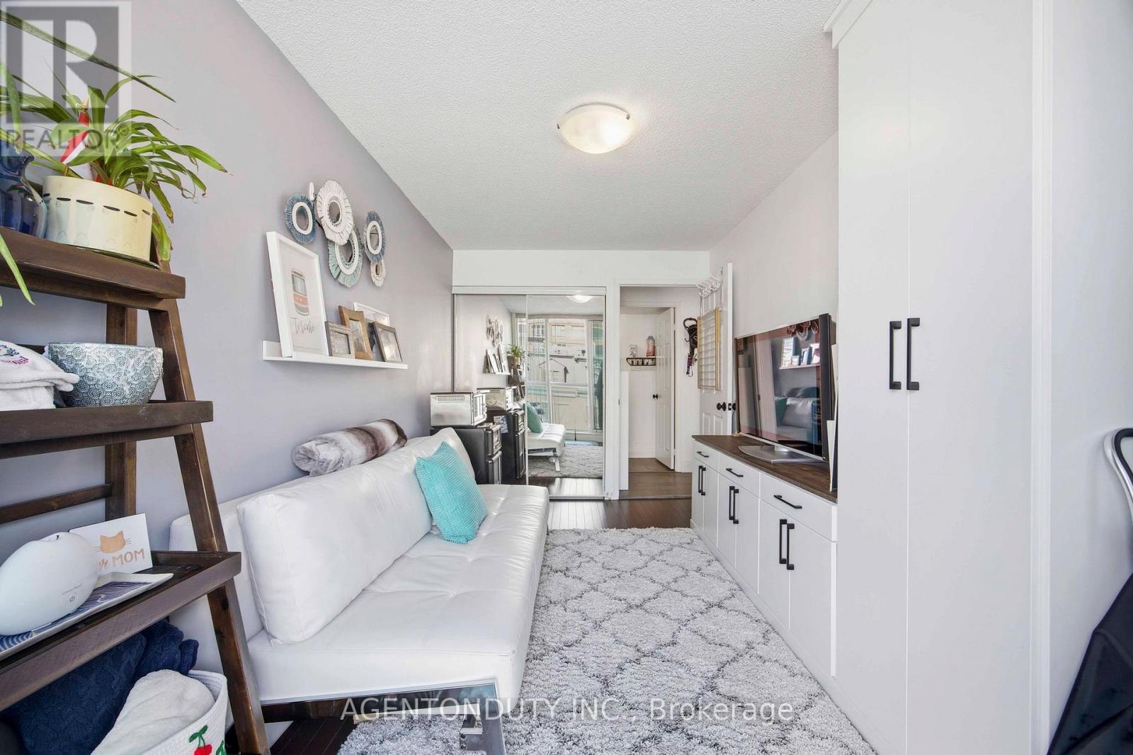 516 - 109 Front Street E, Toronto, Ontario  M5A 4P7 - Photo 26 - C12991274