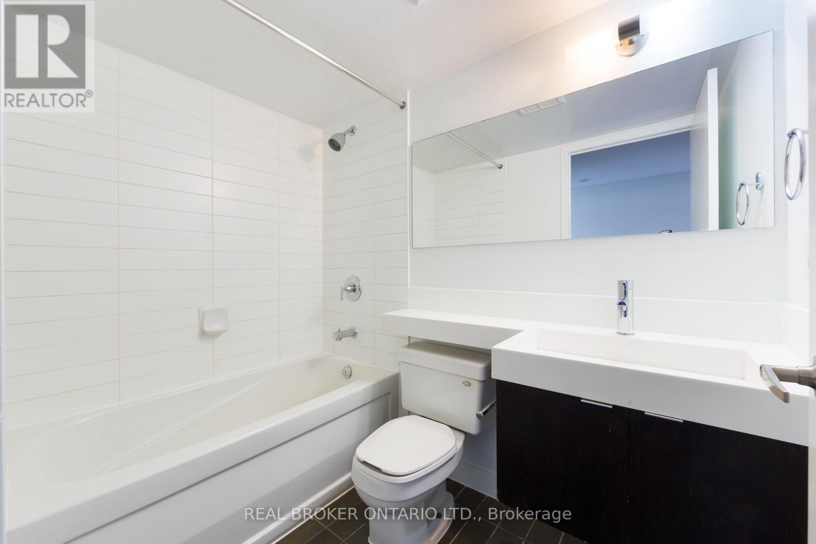 2716 - 25 Telegram Mews, Toronto, Ontario  M5V 3Y9 - Photo 16 - C12991278