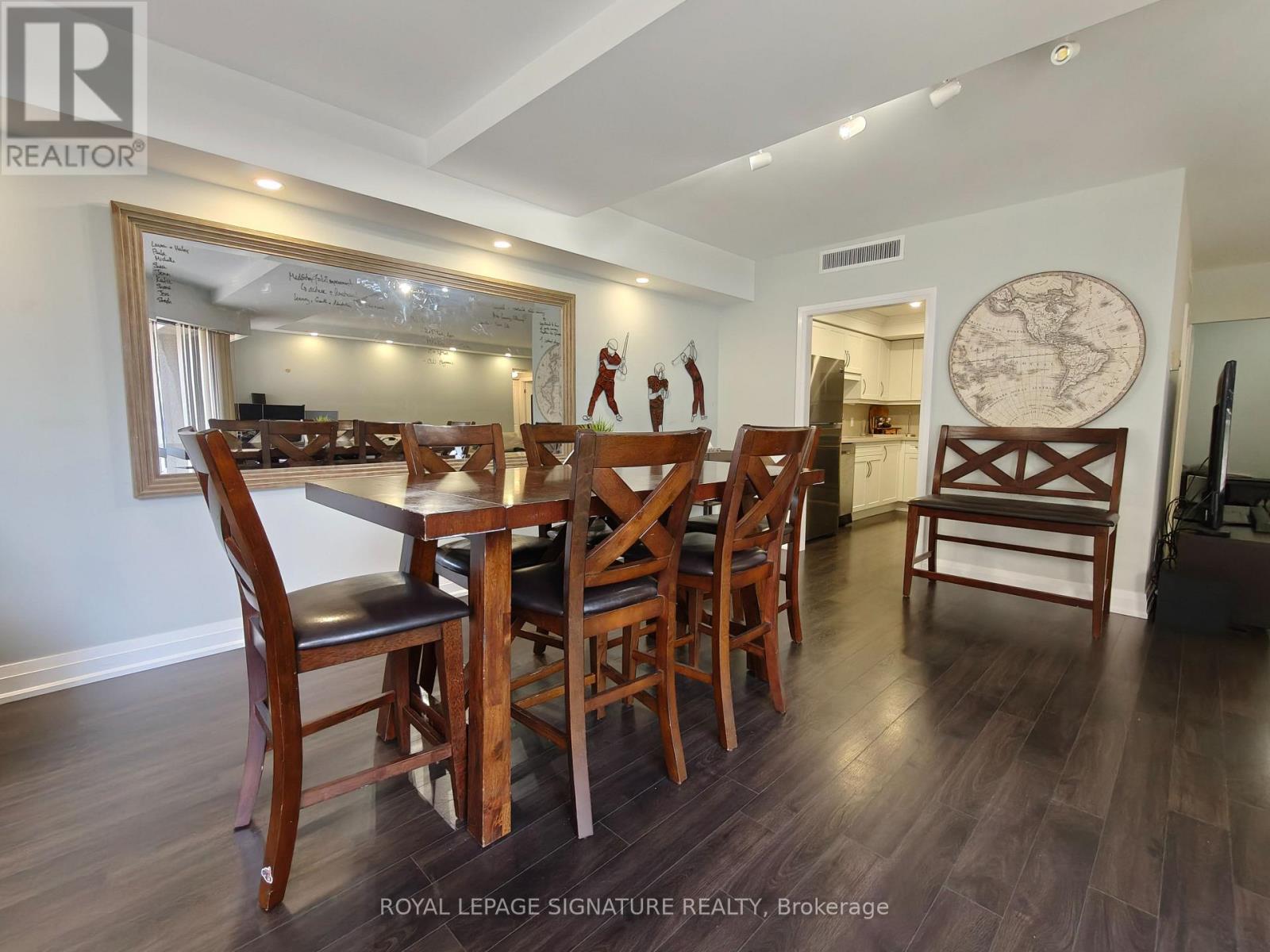 512 - 55 Harbour Square, Toronto, Ontario  M5J 2L1 - Photo 12 - C12991300