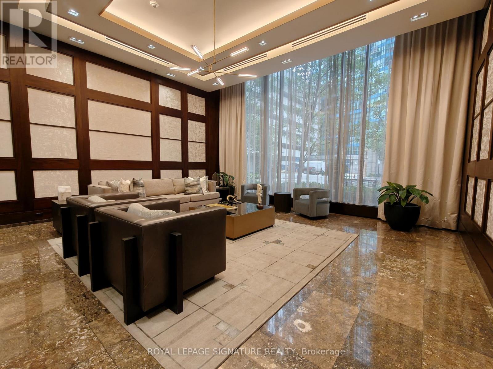 512 - 55 Harbour Square, Toronto, Ontario  M5J 2L1 - Photo 4 - C12991300