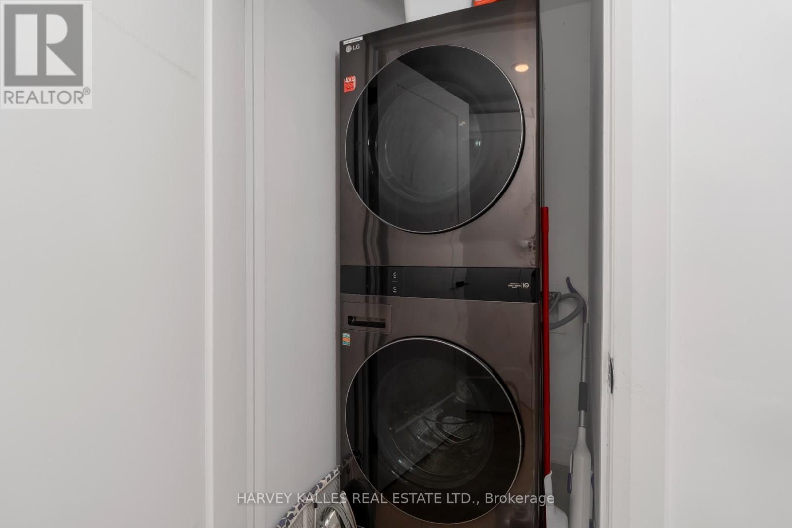 281 Lisgar Street, Toronto, Ontario M6J 3H1 - Photo 32 - C12991316