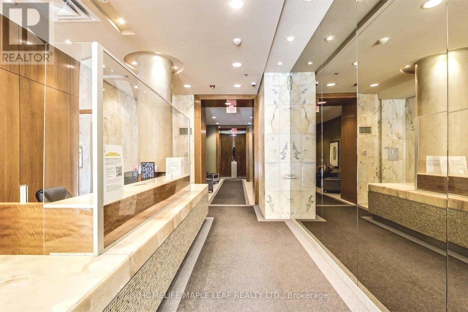 304 - 736 Spadina Avenue, Toronto, Ontario  M5S 2J6 - Photo 3 - C12991328