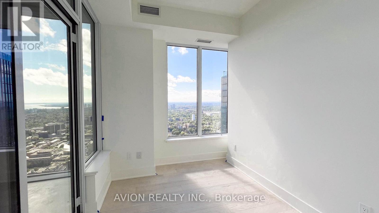 5609 - 11 Yorkville Avenue, Toronto, Ontario  M4W 0B7 - Photo 11 - C12991360