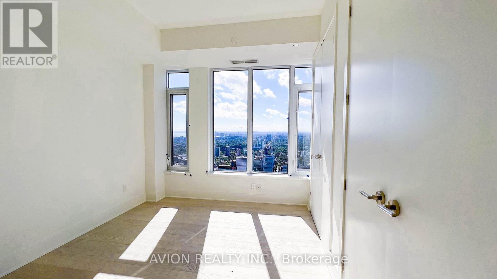 5609 - 11 Yorkville Avenue, Toronto, Ontario  M4W 0B7 - Photo 15 - C12991360