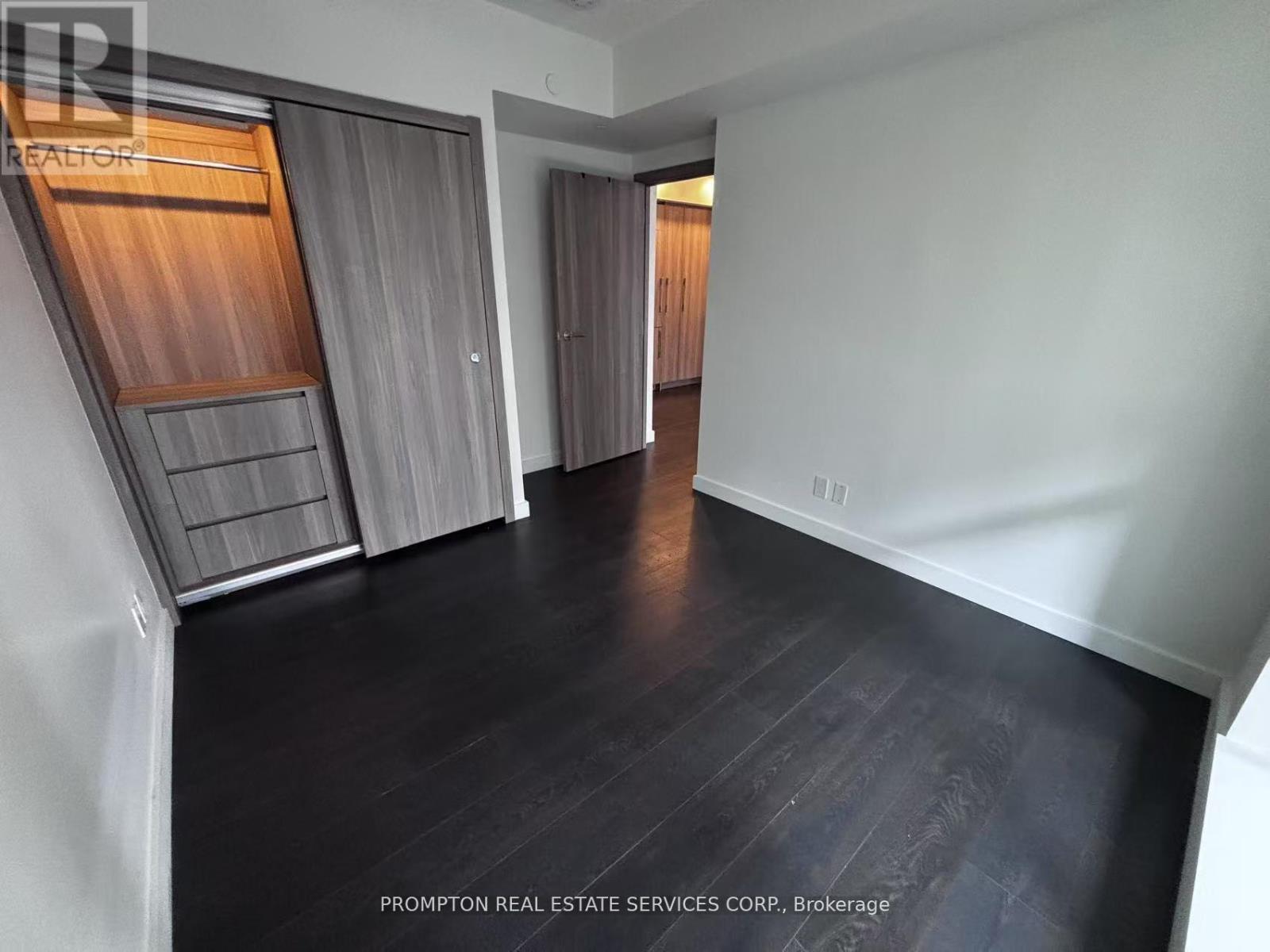 906 - 38 Widmer Street, Toronto, Ontario  M5V 2E9 - Photo 3 - C12991406