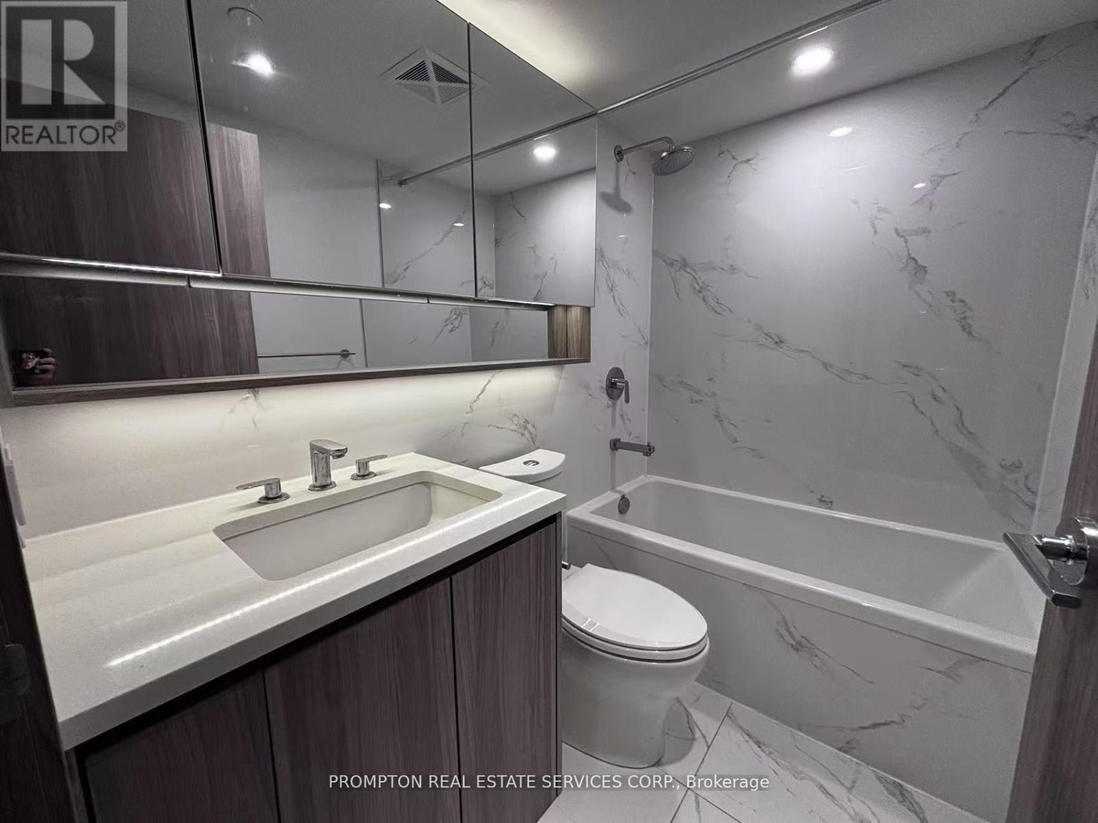 906 - 38 Widmer Street, Toronto, Ontario  M5V 2E9 - Photo 9 - C12991406