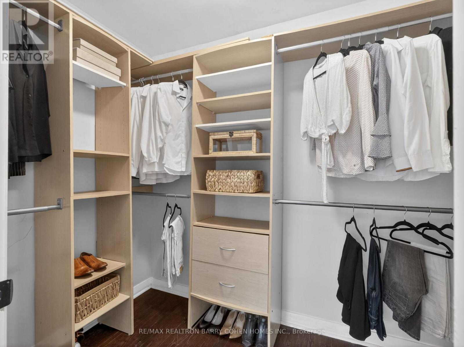 612 Vesta Drive, Toronto, Ontario  M5N 1H9 - Photo 17 - C12991426