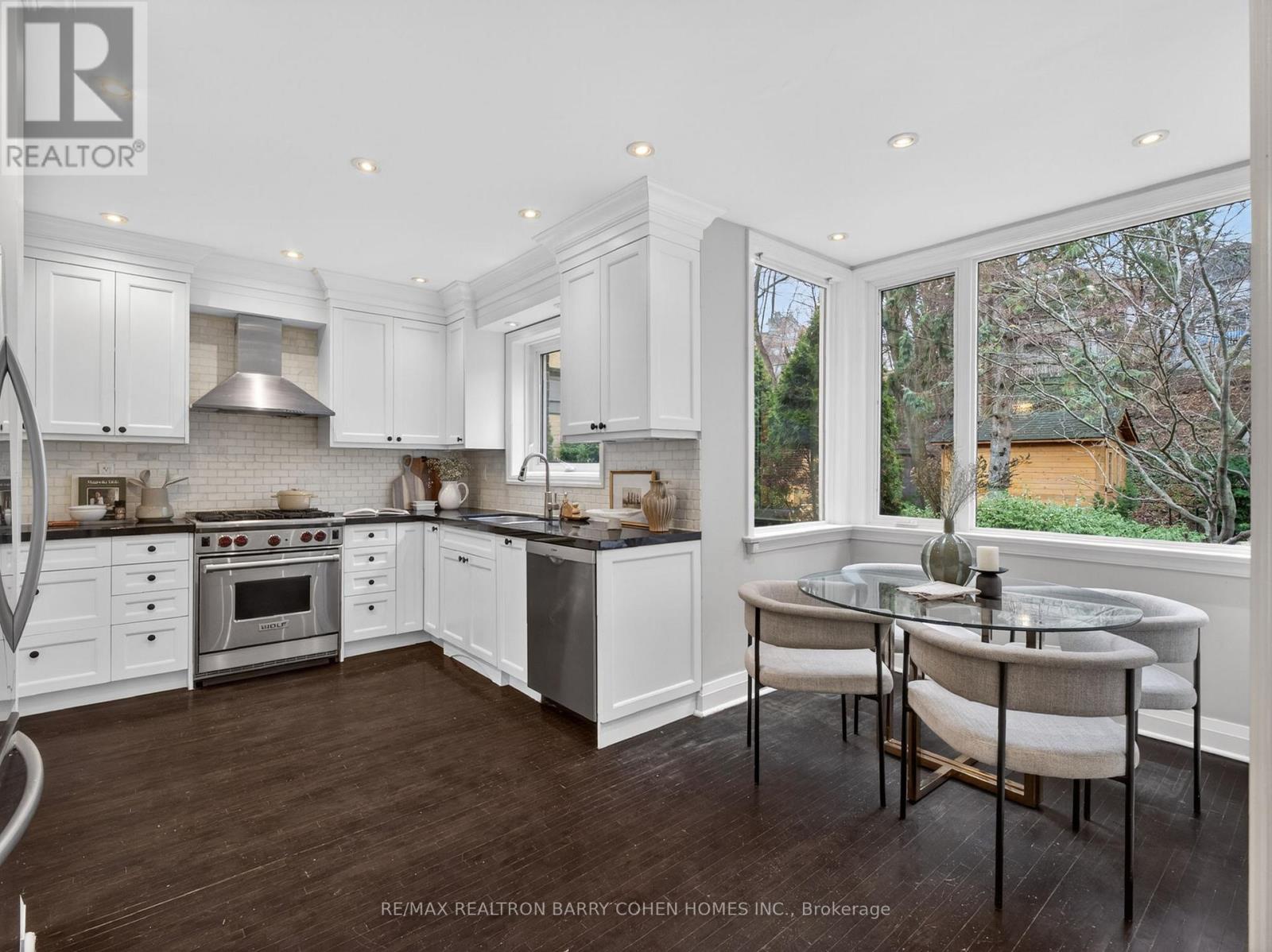 612 Vesta Drive, Toronto, Ontario  M5N 1H9 - Photo 7 - C12991426