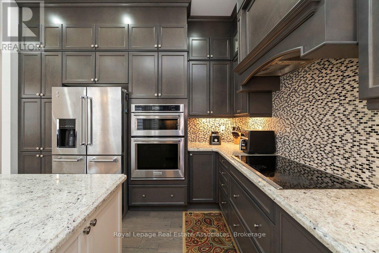 212 Niagara Trail, Halton Hills, Ontario  L7G 0H9 - Photo 15 - W12807296