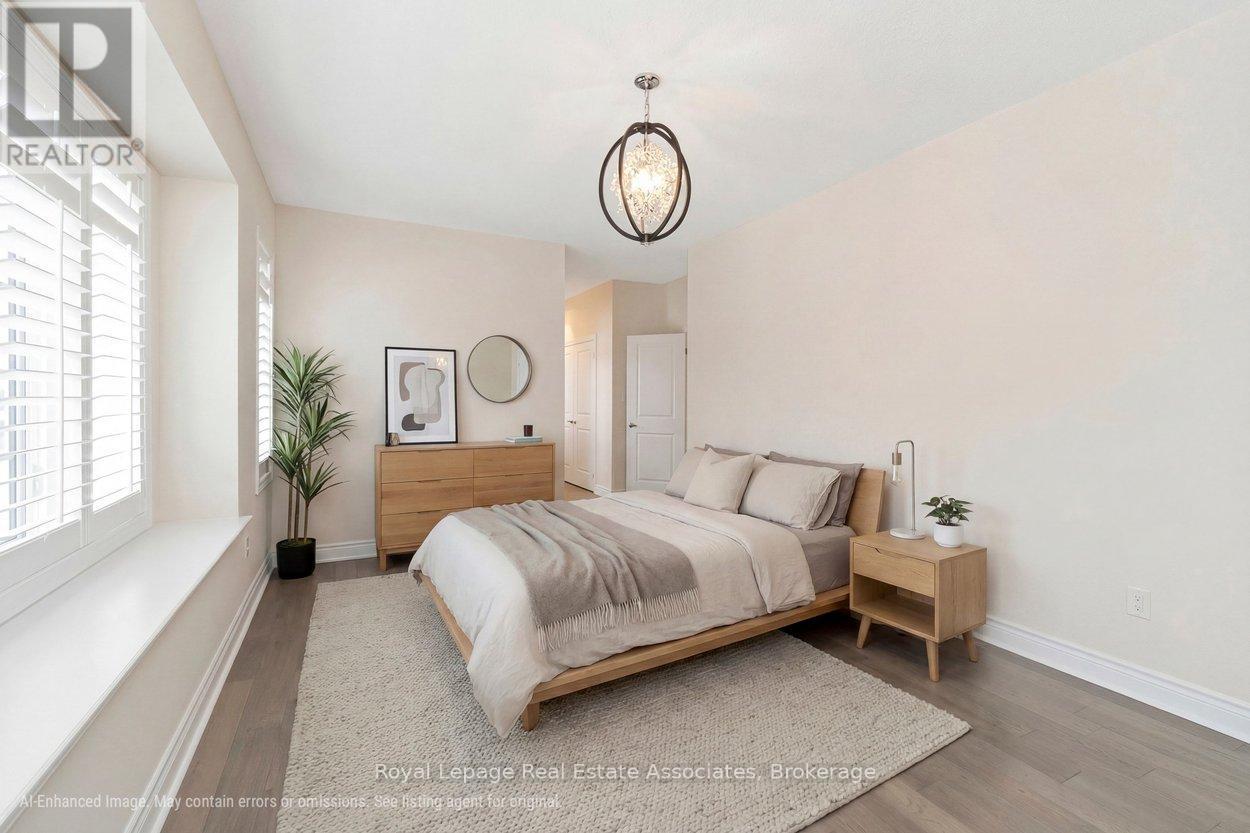 212 Niagara Trail, Halton Hills, Ontario  L7G 0H9 - Photo 33 - W12807296