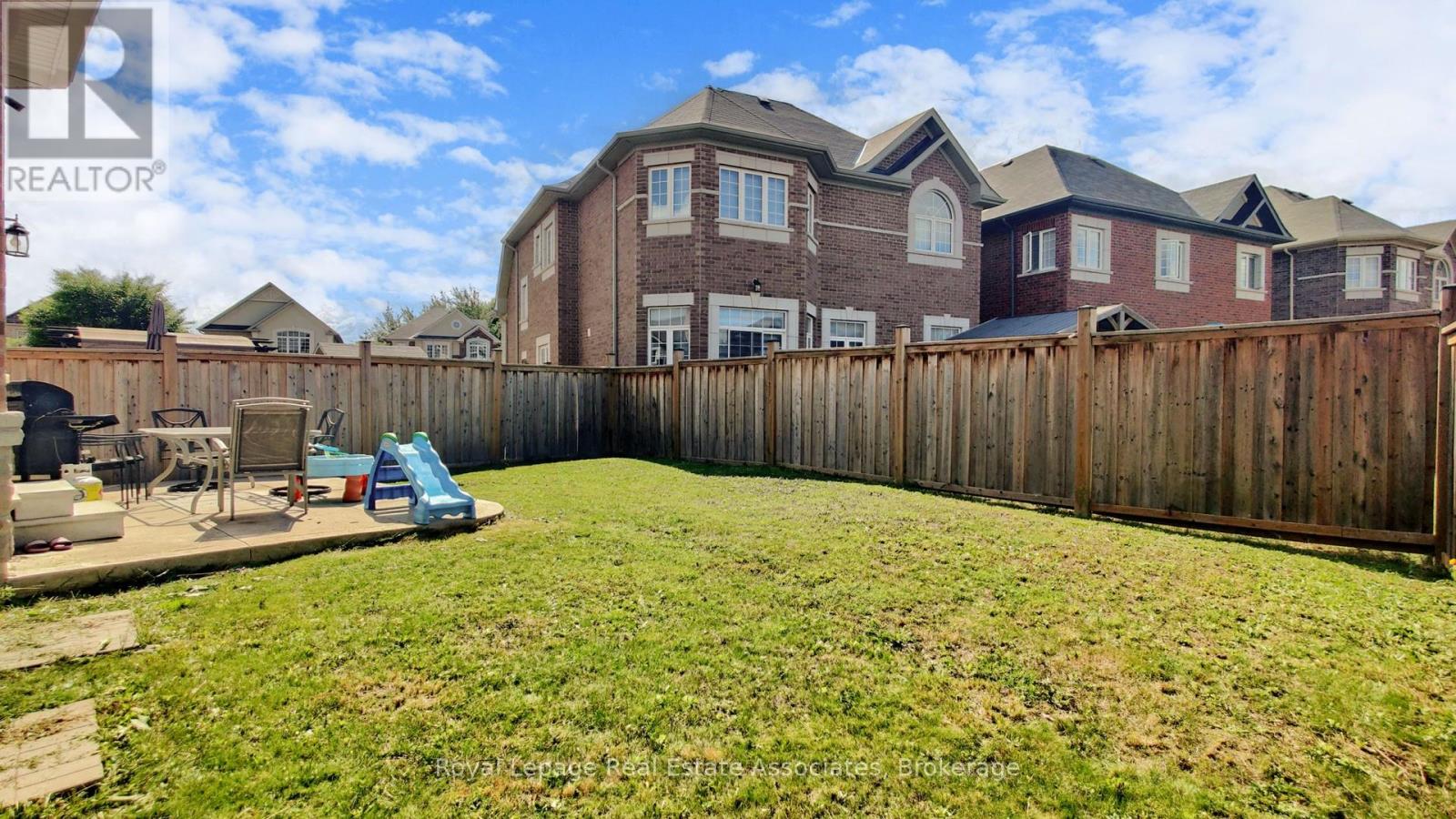 212 Niagara Trail, Halton Hills, Ontario  L7G 0H9 - Photo 40 - W12807296