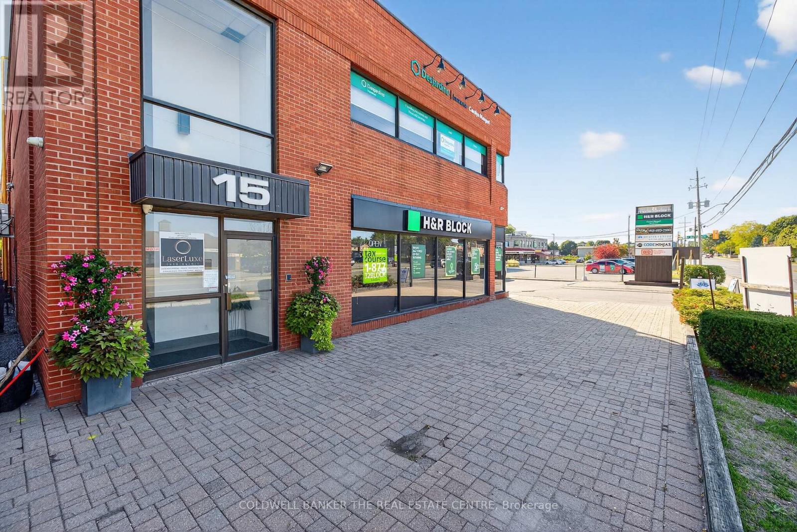 15 HARWOOD AVENUE S, Ajax, Ontario