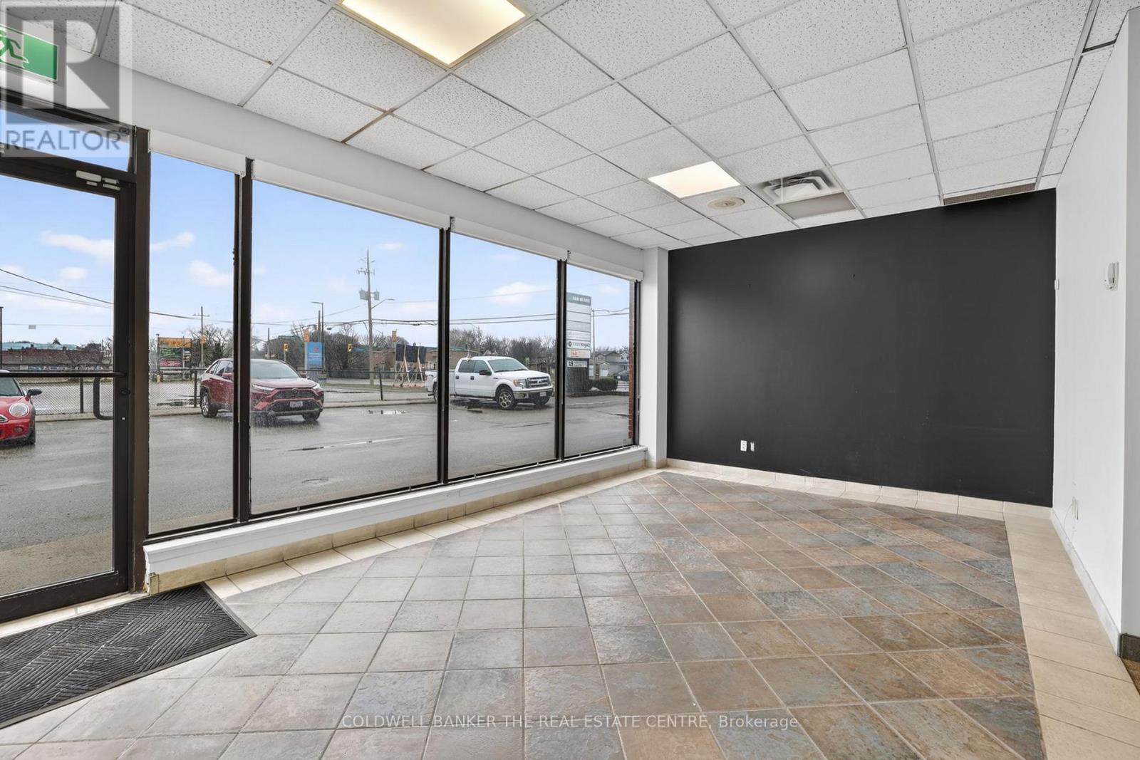 15 Harwood Avenue S, Ajax, Ontario  L1S 2B9 - Photo 5 - E12991302