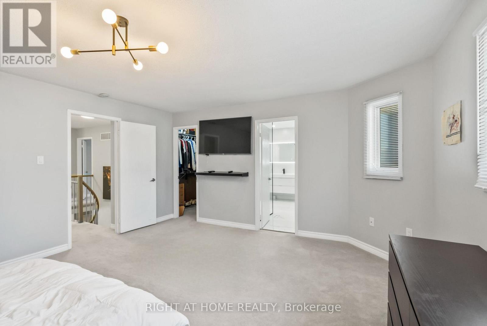 1040 Beaver Valley Crescent, Oshawa, Ontario  L1J 8N2 - Photo 22 - E12991330