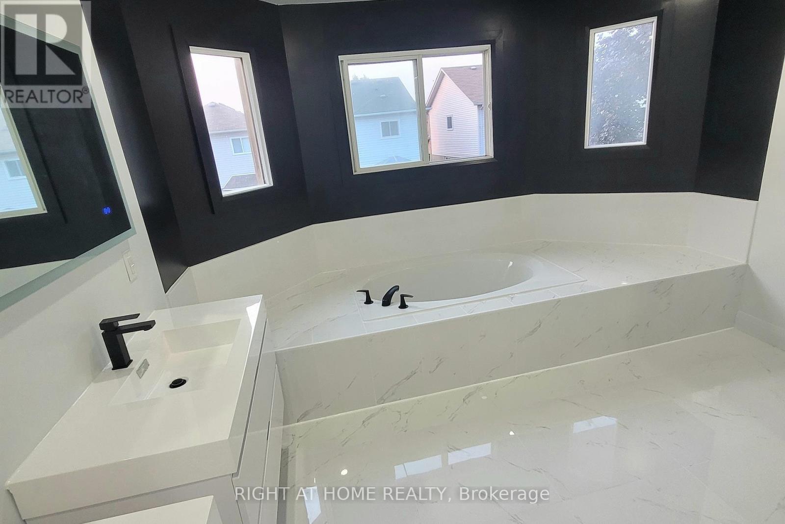 1040 Beaver Valley Crescent, Oshawa, Ontario  L1J 8N2 - Photo 27 - E12991330