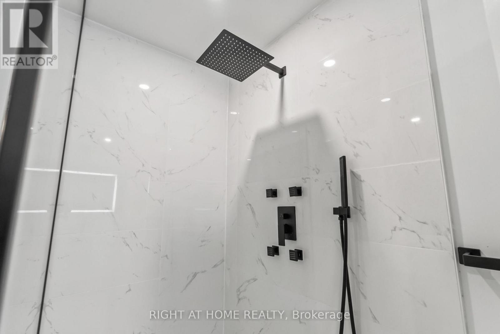 1040 Beaver Valley Crescent, Oshawa, Ontario  L1J 8N2 - Photo 28 - E12991330