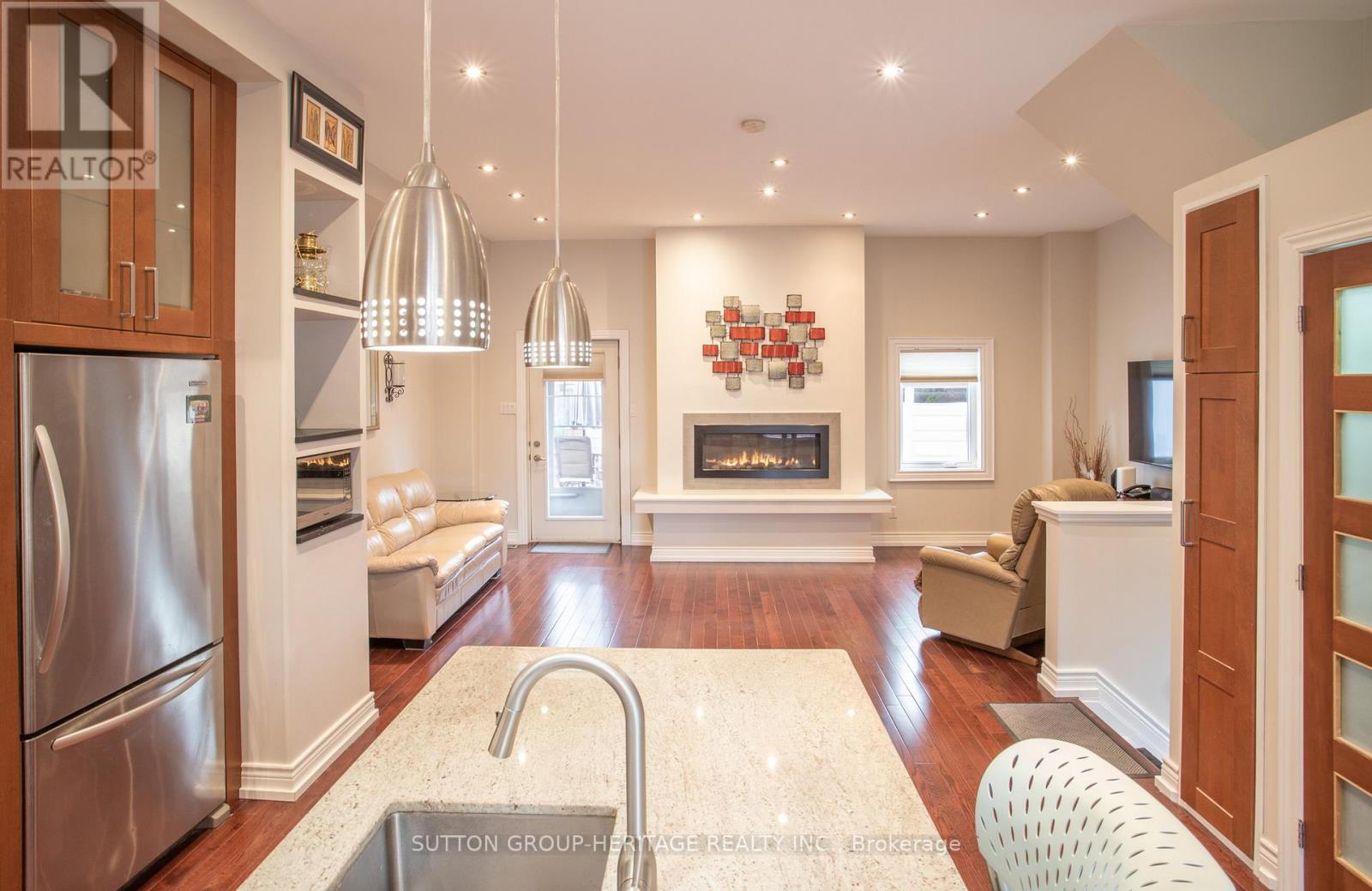 45 Harris Park Drive, Toronto, Ontario  M1L 3A5 - Photo 12 - E12991346