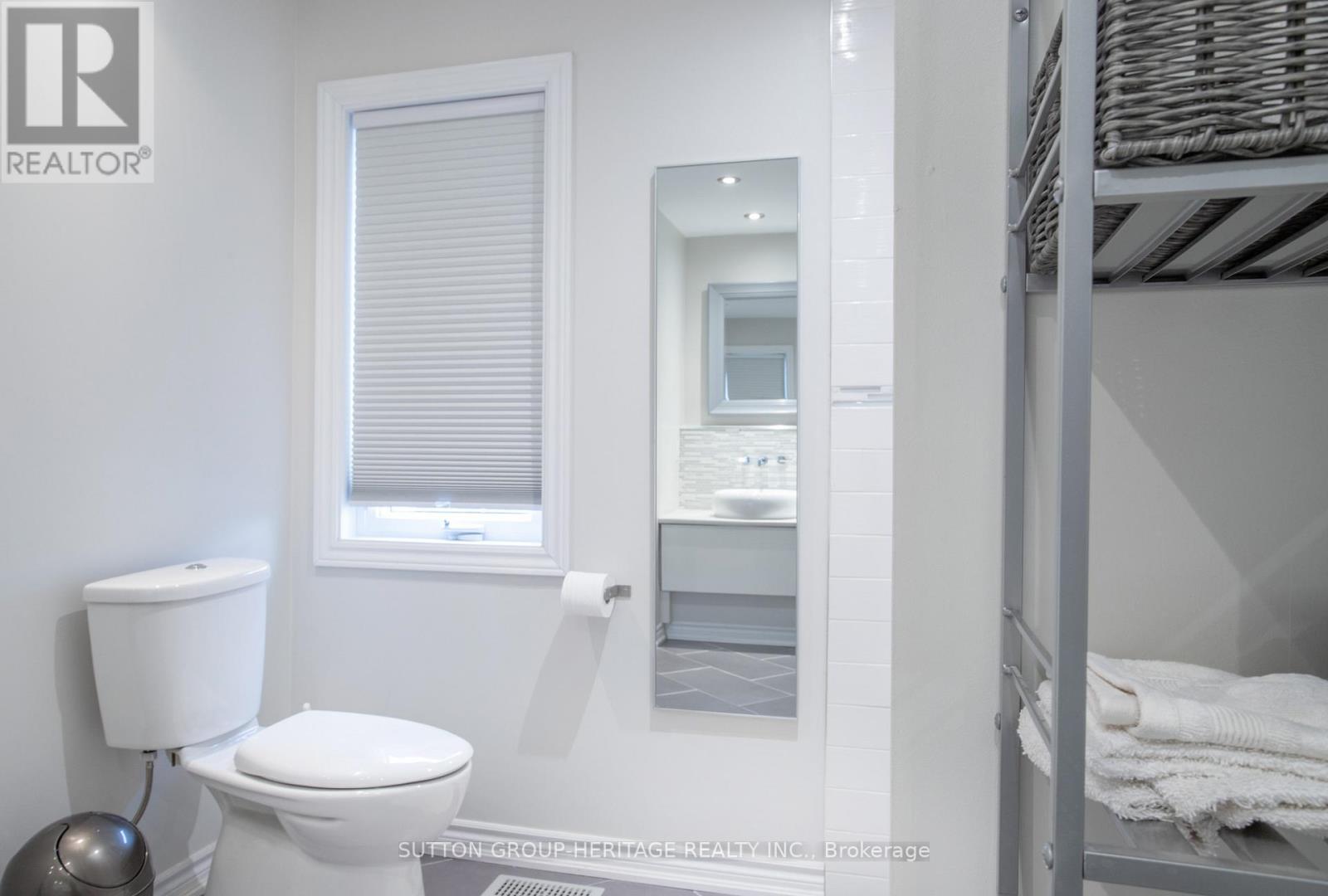 45 Harris Park Drive, Toronto, Ontario  M1L 3A5 - Photo 31 - E12991346