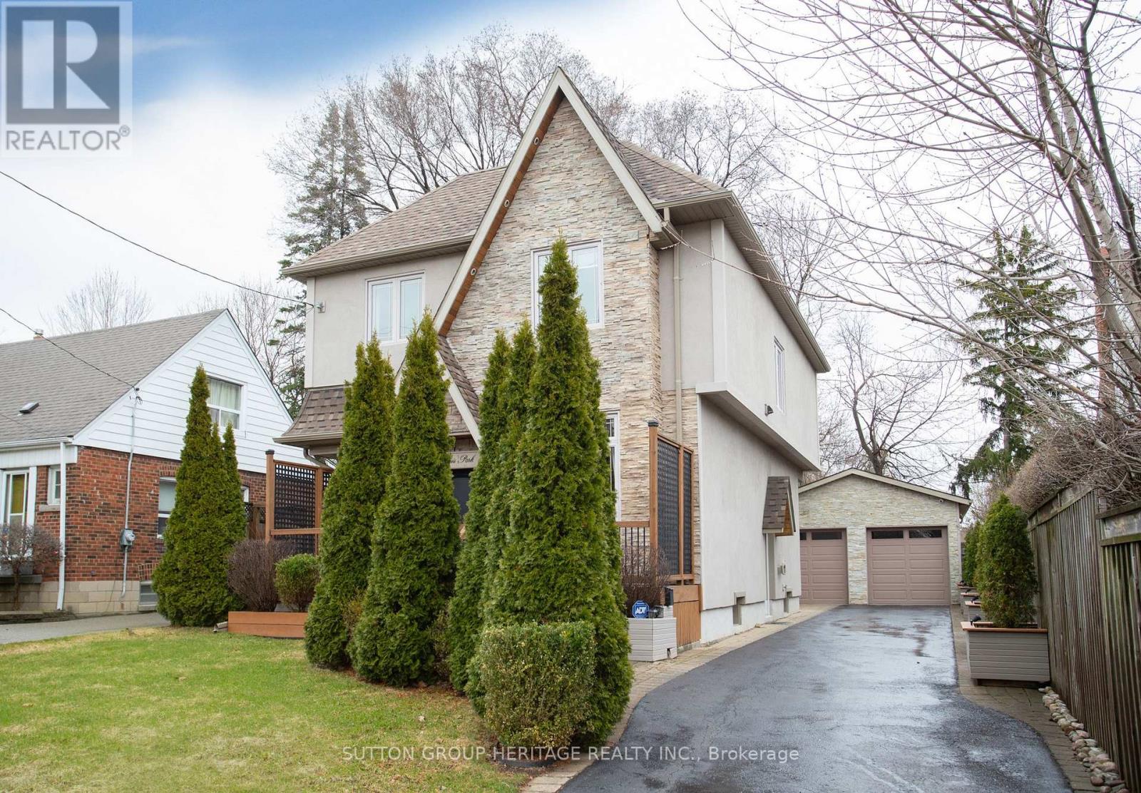 45 Harris Park Drive, Toronto, Ontario  M1L 3A5 - Photo 4 - E12991346