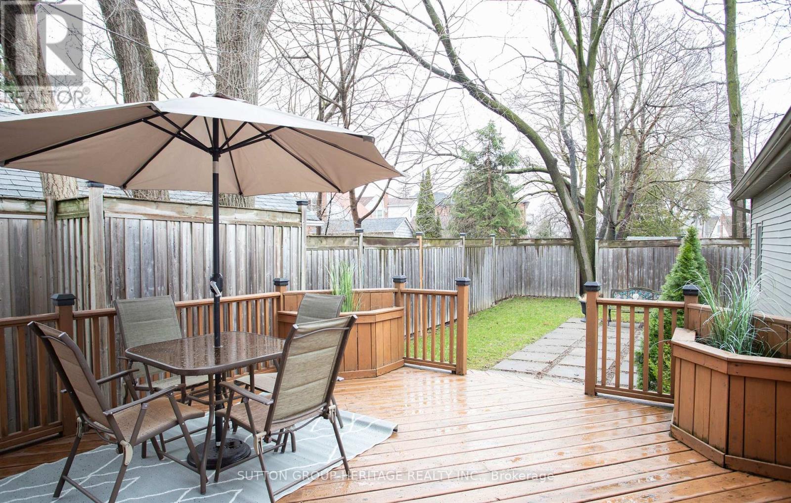 45 Harris Park Drive, Toronto, Ontario  M1L 3A5 - Photo 41 - E12991346