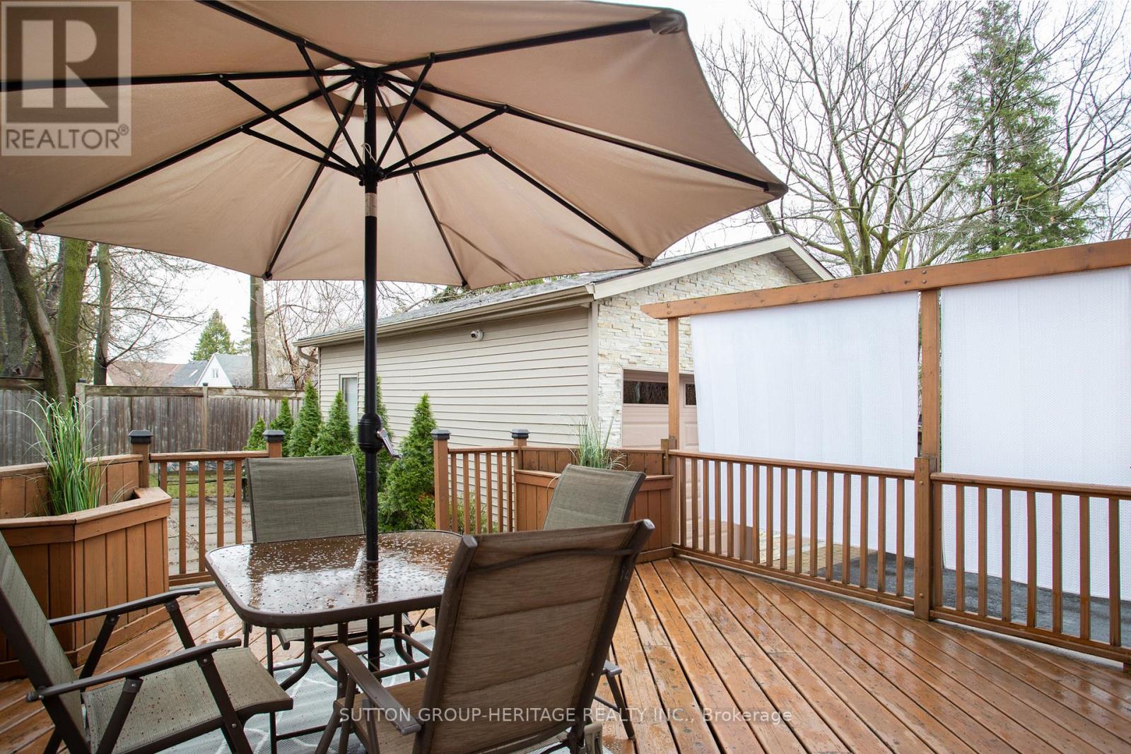 45 Harris Park Drive, Toronto, Ontario  M1L 3A5 - Photo 42 - E12991346