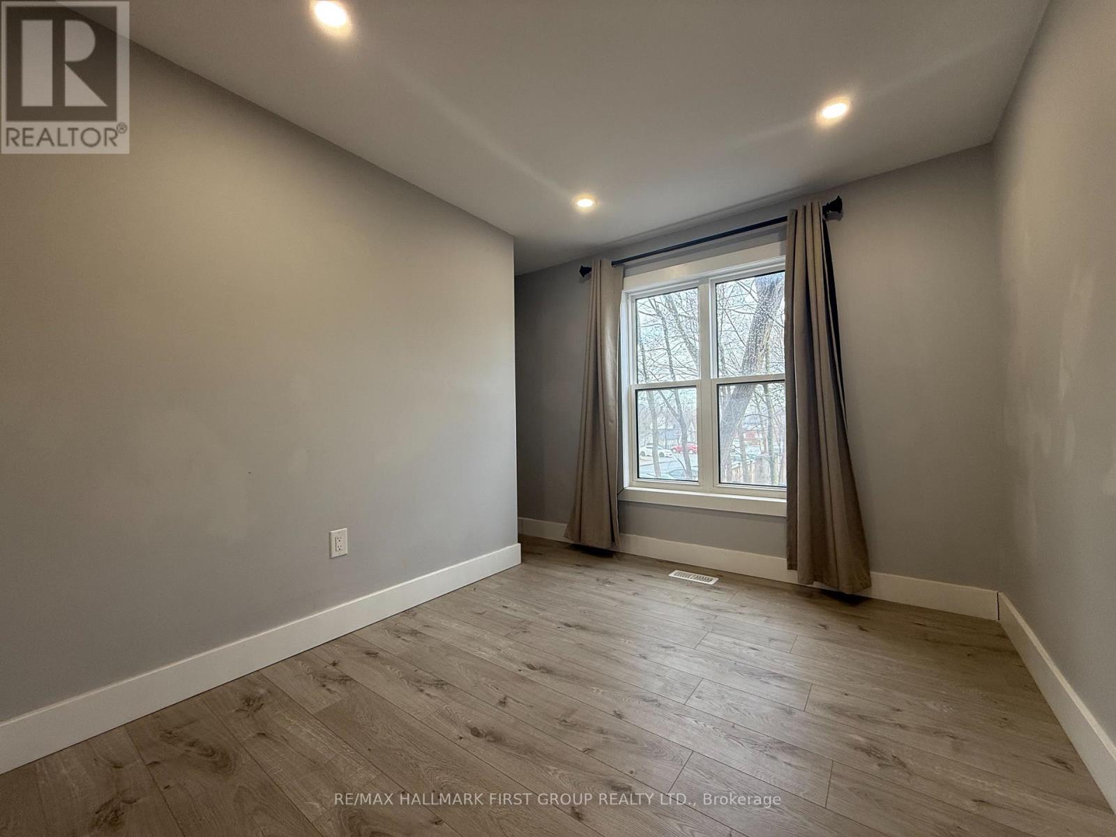 Unit B - 33 Lincoln Street, Ajax, Ontario  L1S 6C4 - Photo 16 - E12991352