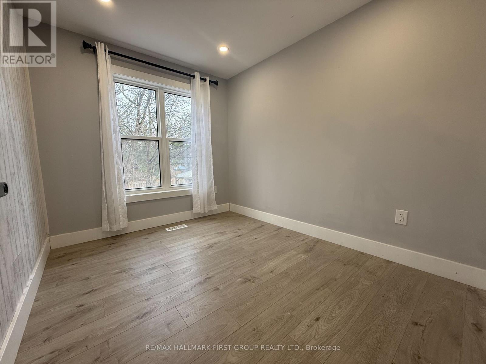 Unit B - 33 Lincoln Street, Ajax, Ontario  L1S 6C4 - Photo 17 - E12991352