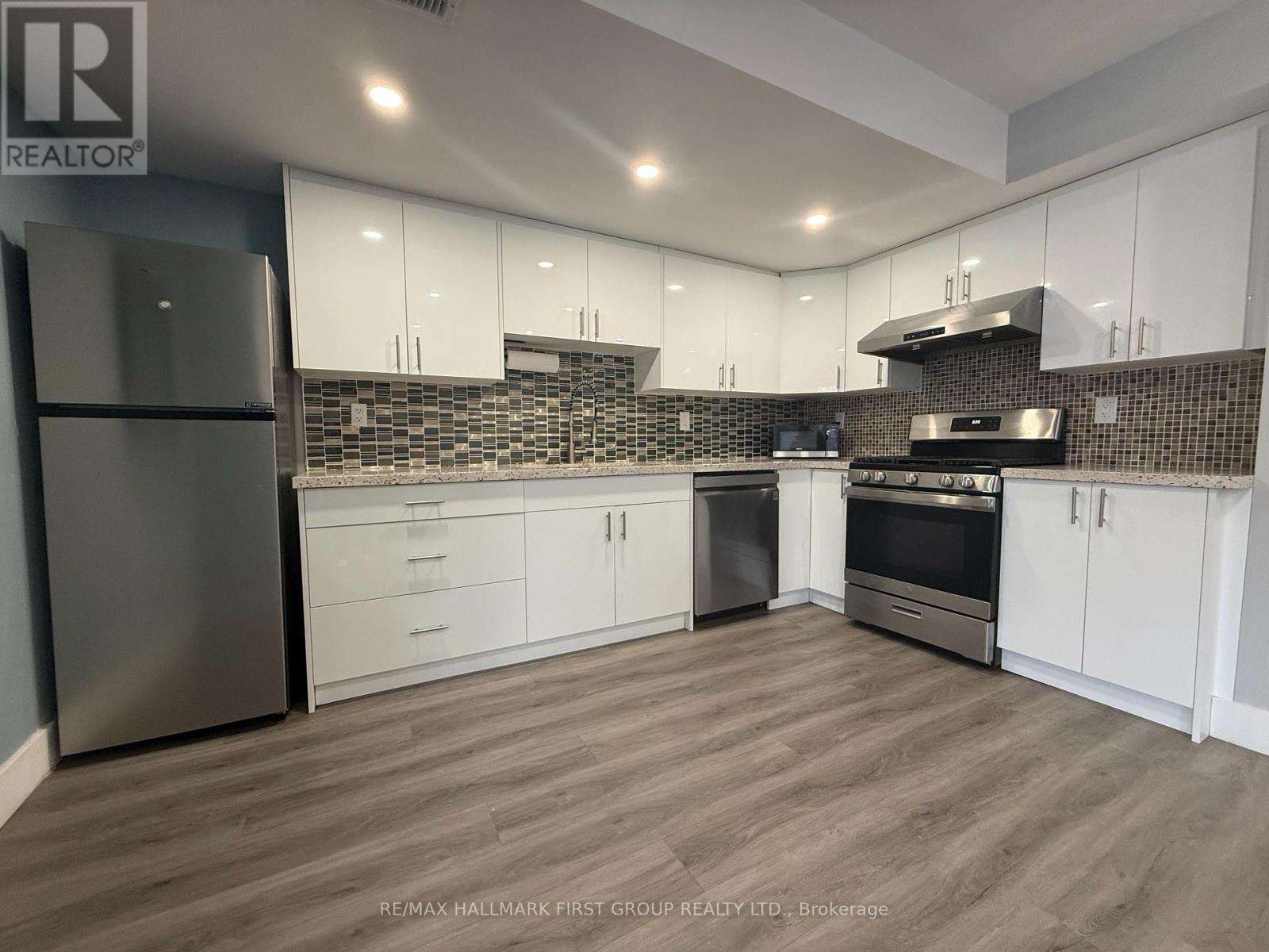 Unit B - 33 Lincoln Street, Ajax, Ontario  L1S 6C4 - Photo 8 - E12991352