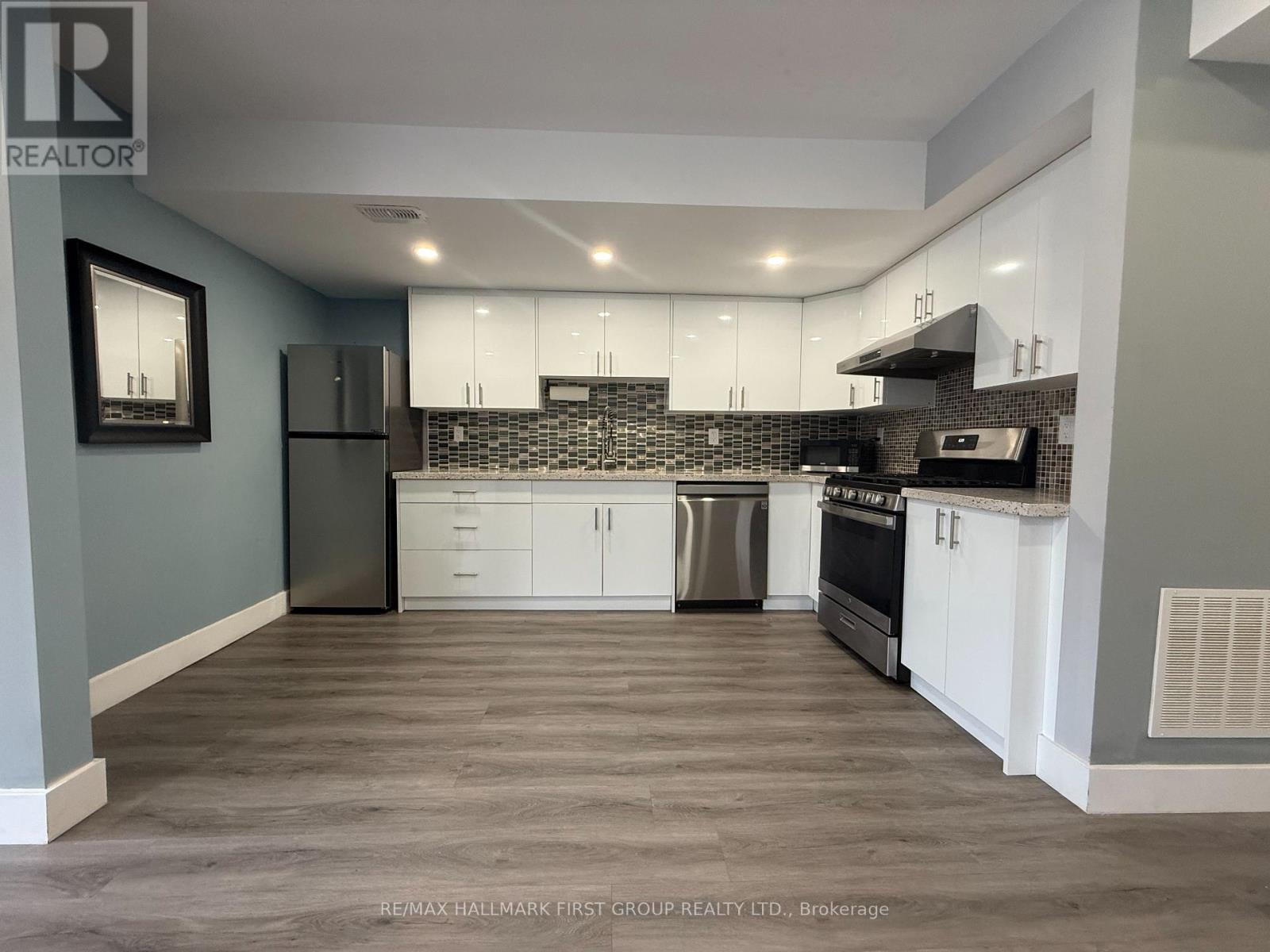 Unit B - 33 Lincoln Street, Ajax, Ontario  L1S 6C4 - Photo 9 - E12991352